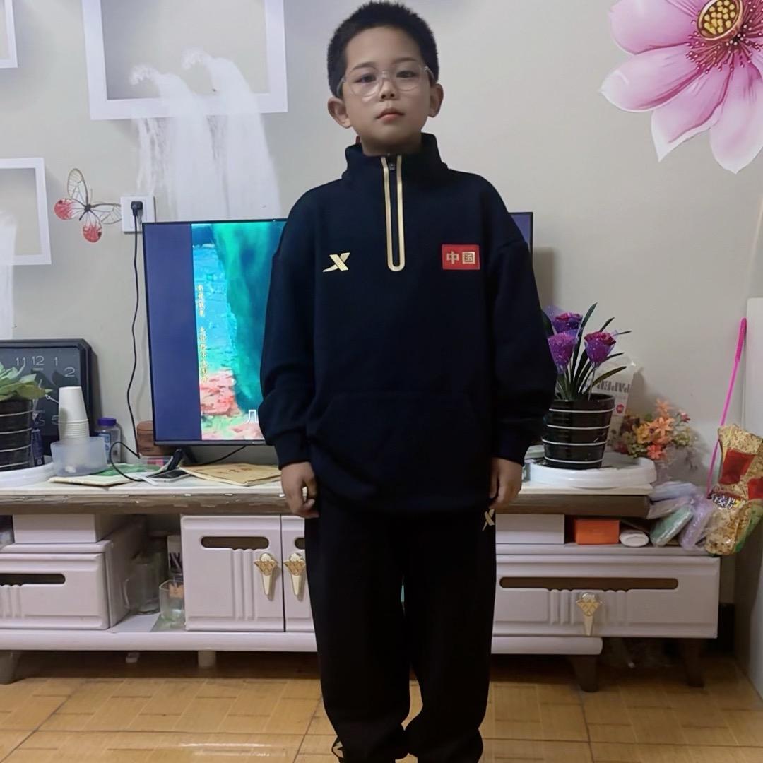 五龙镇新疆核桃，红枣葡萄干凉皮炸串