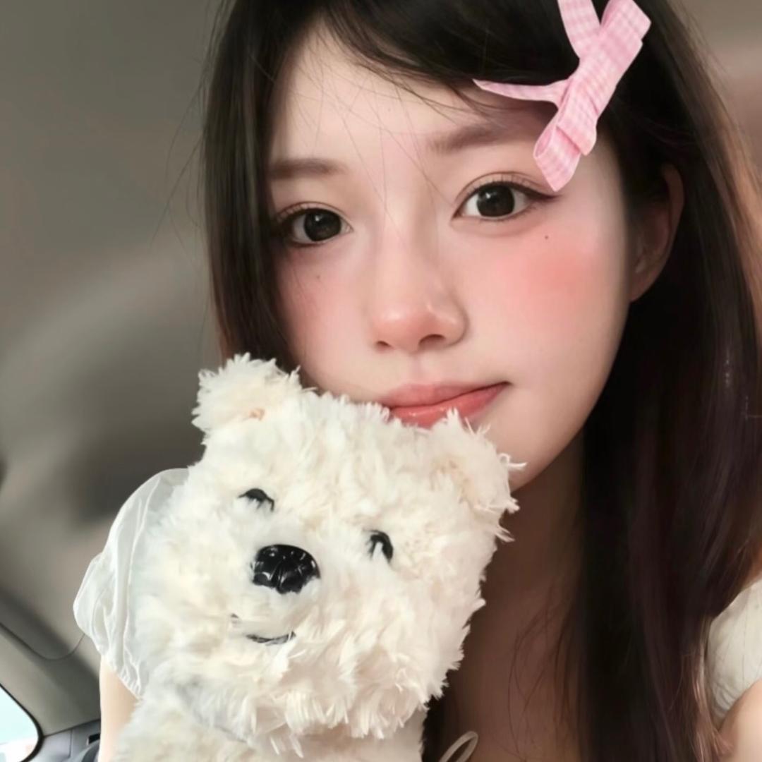 小奕.
