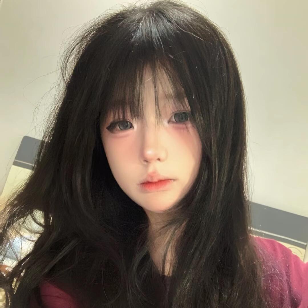 小乔爱吃榴莲-.🎀