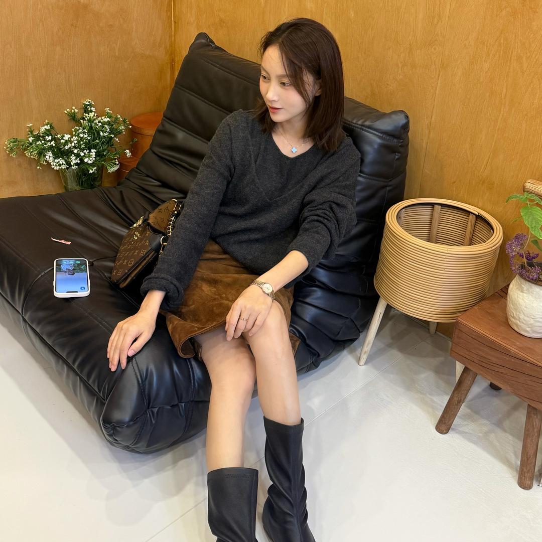 爱笑的小姐姐