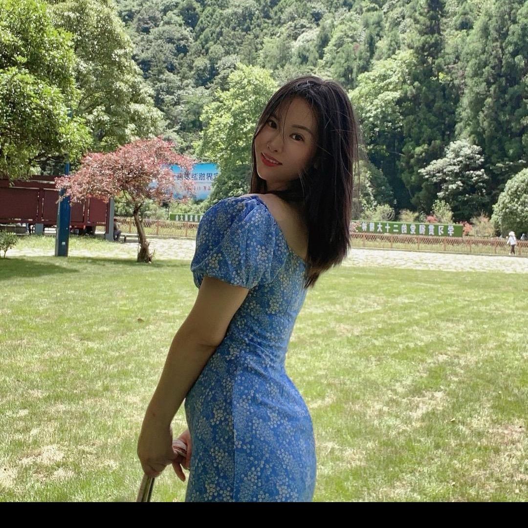 曼丽