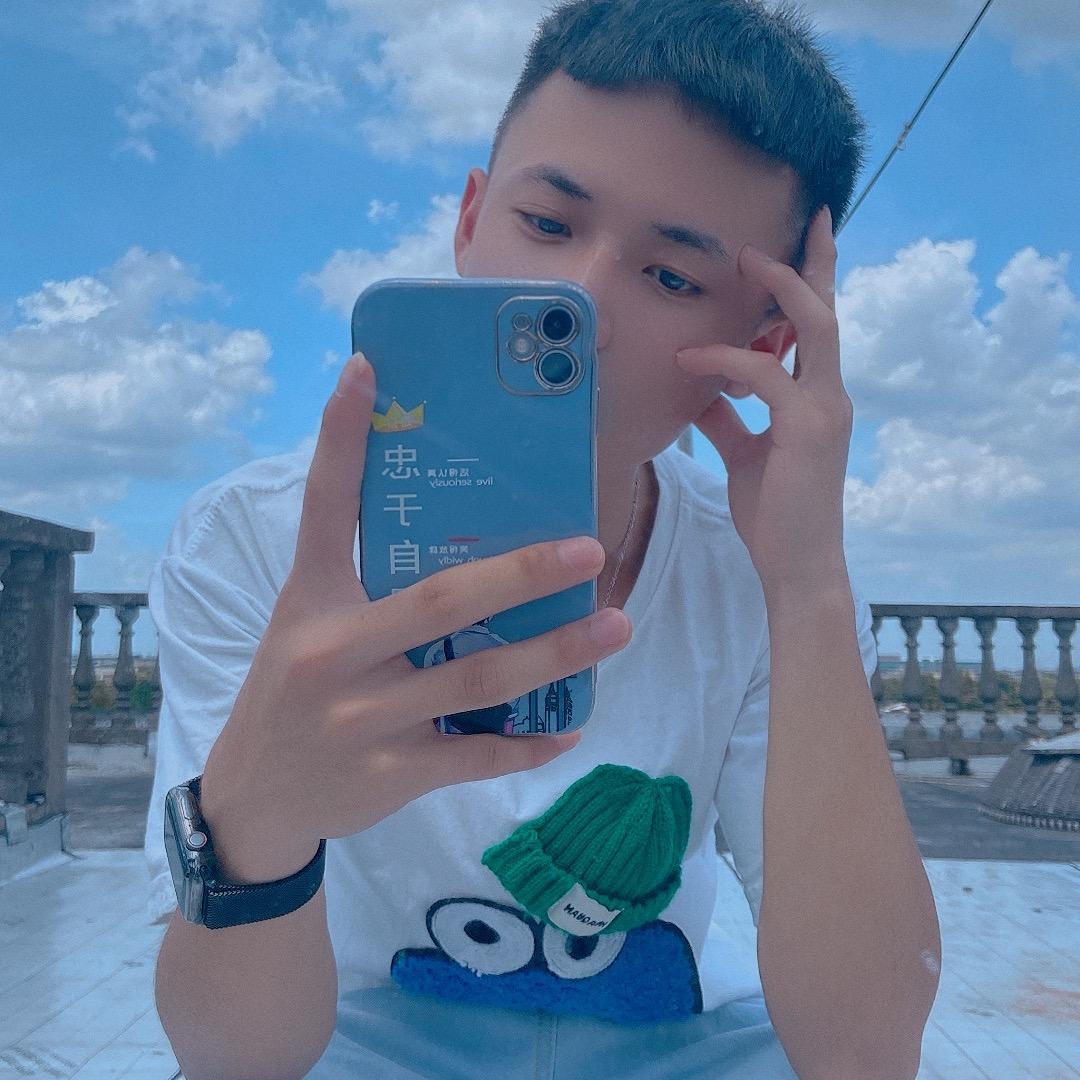 ˡᵒᵛᵉ小谢哥哥有个V