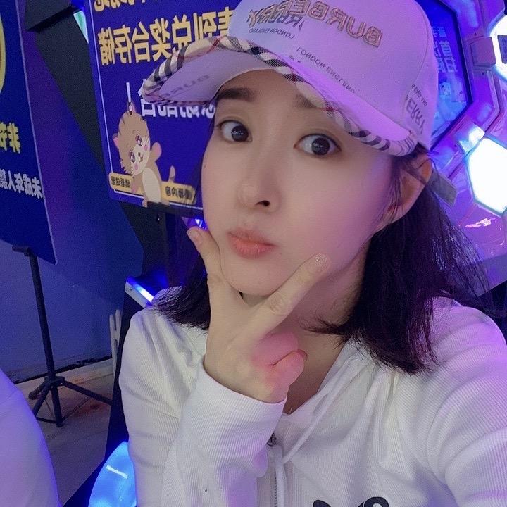 莉姐来了