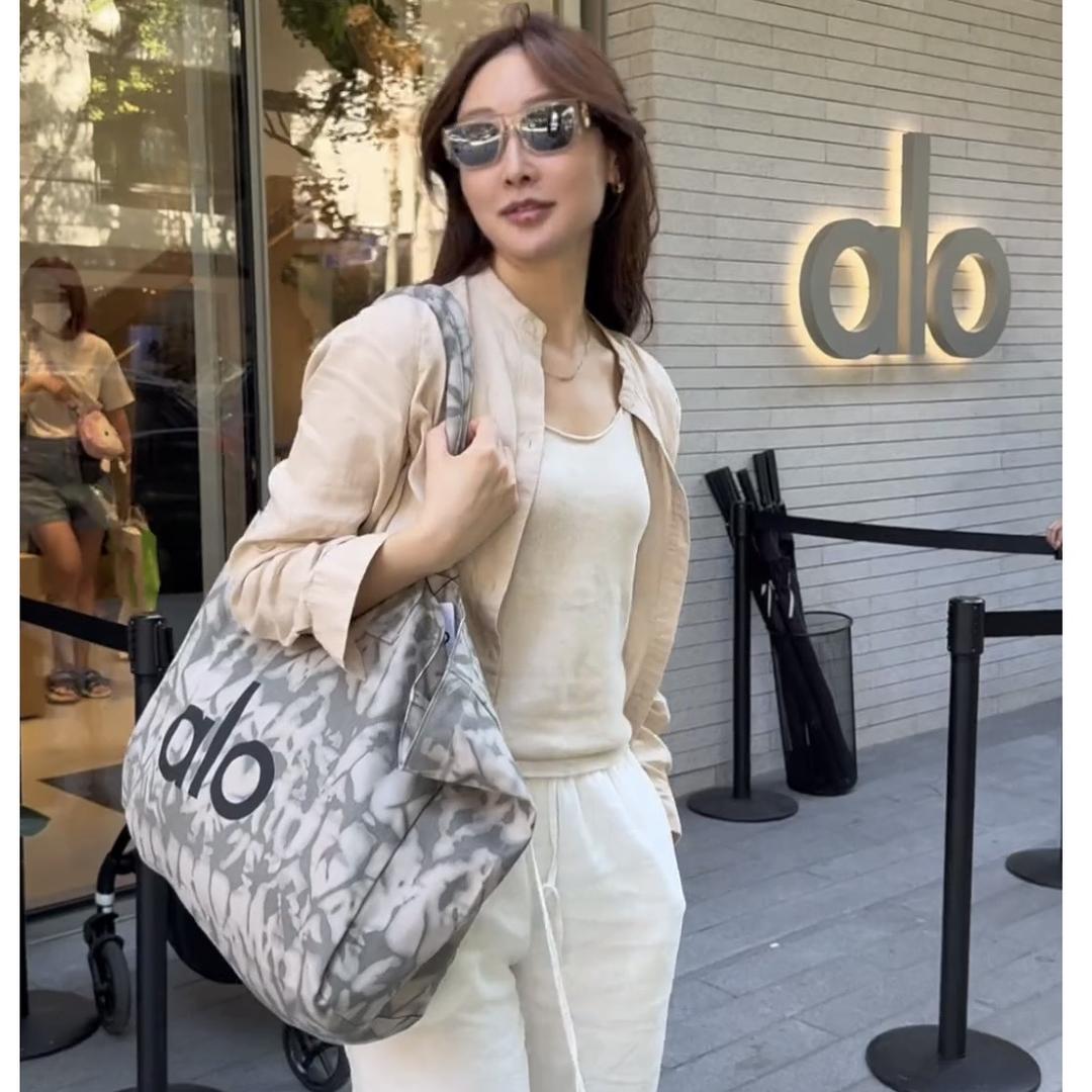 墨琼精选美衣