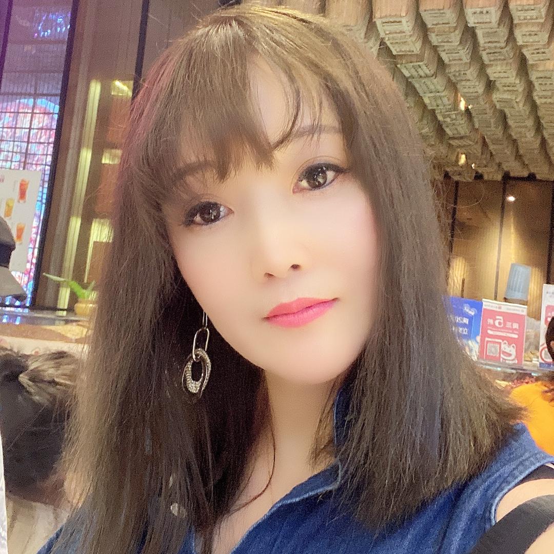 台江区云霞服装店