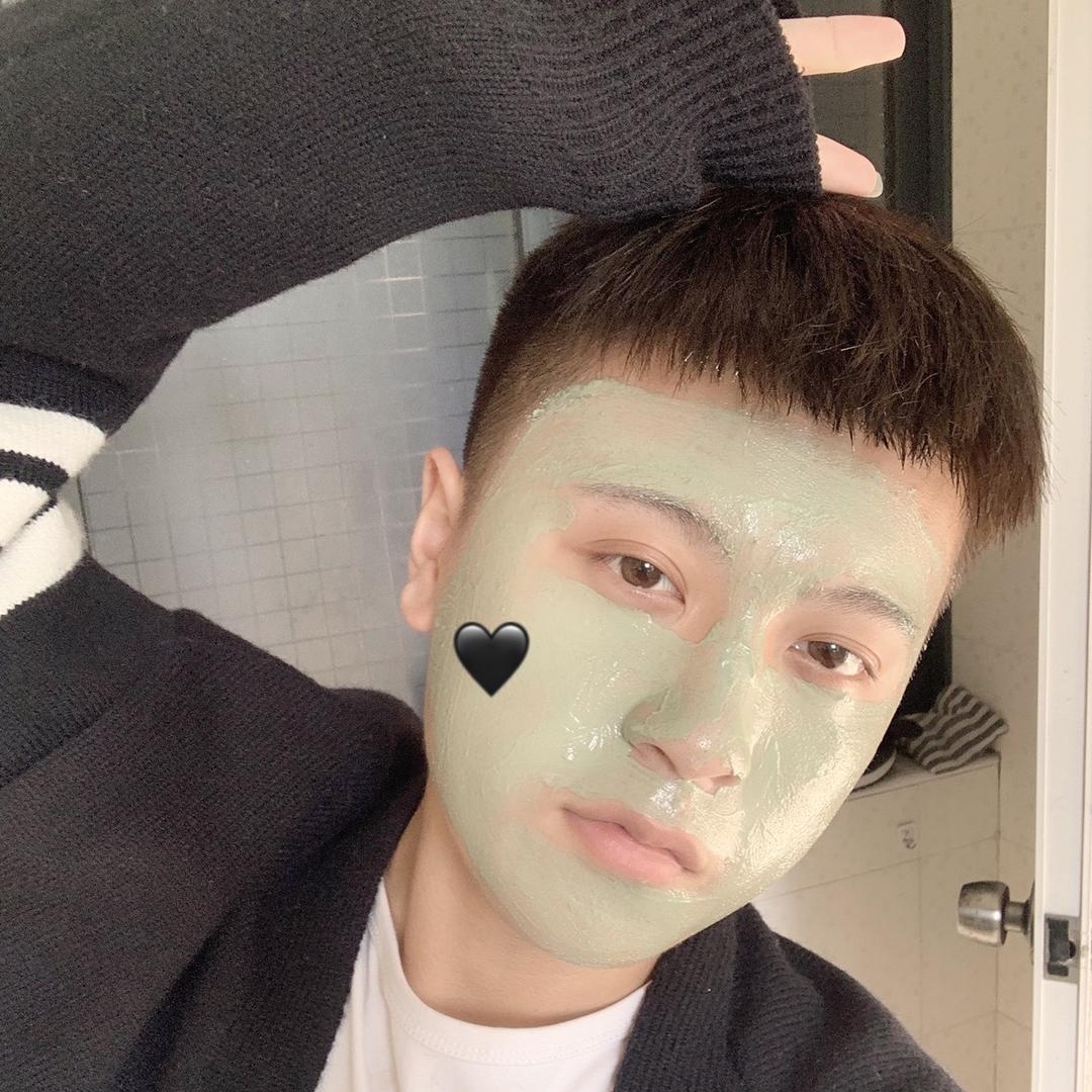 侯奥博
