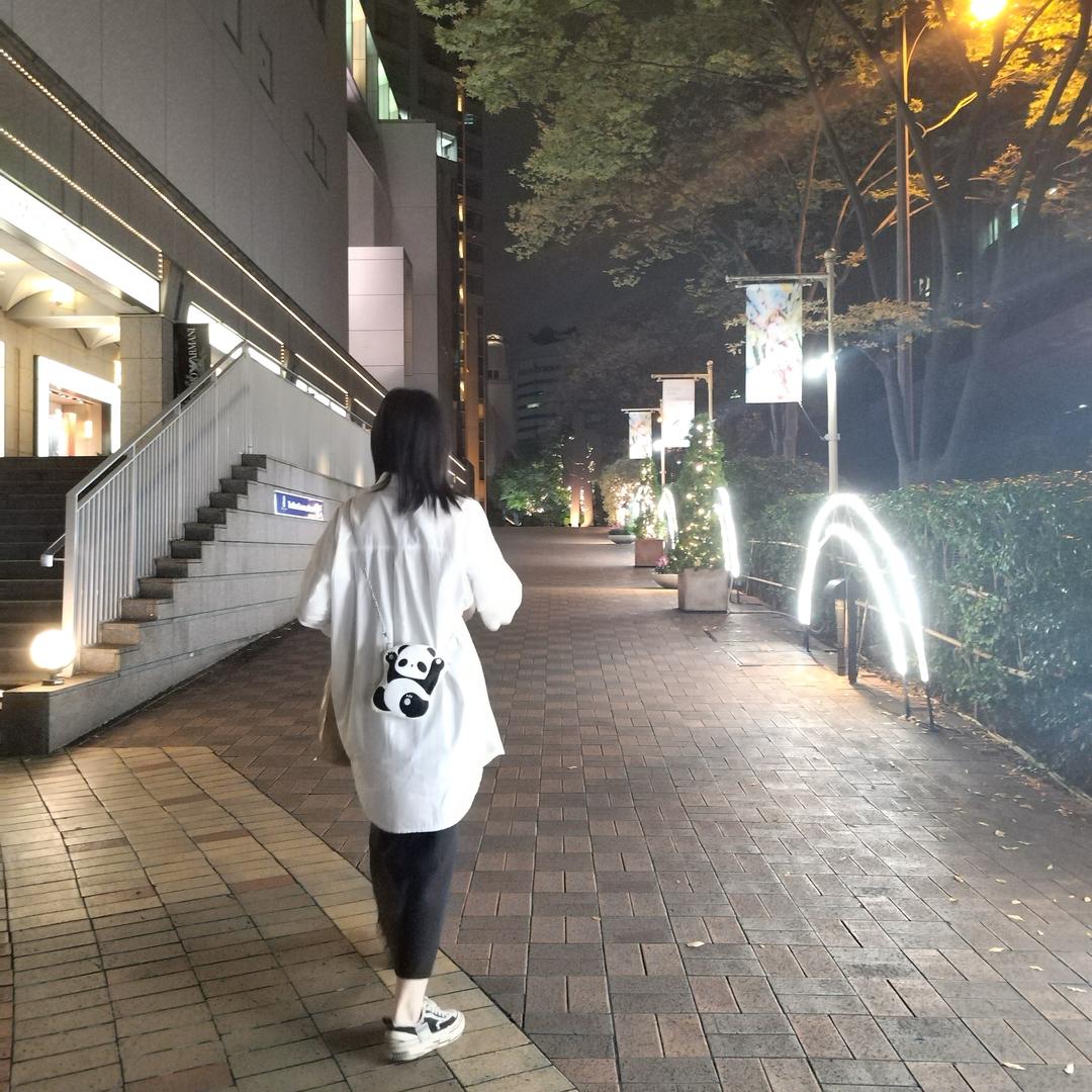 夏里森_