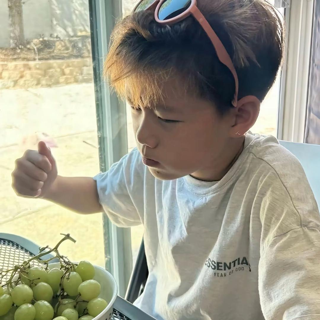 猛踹瘸子那条好腿