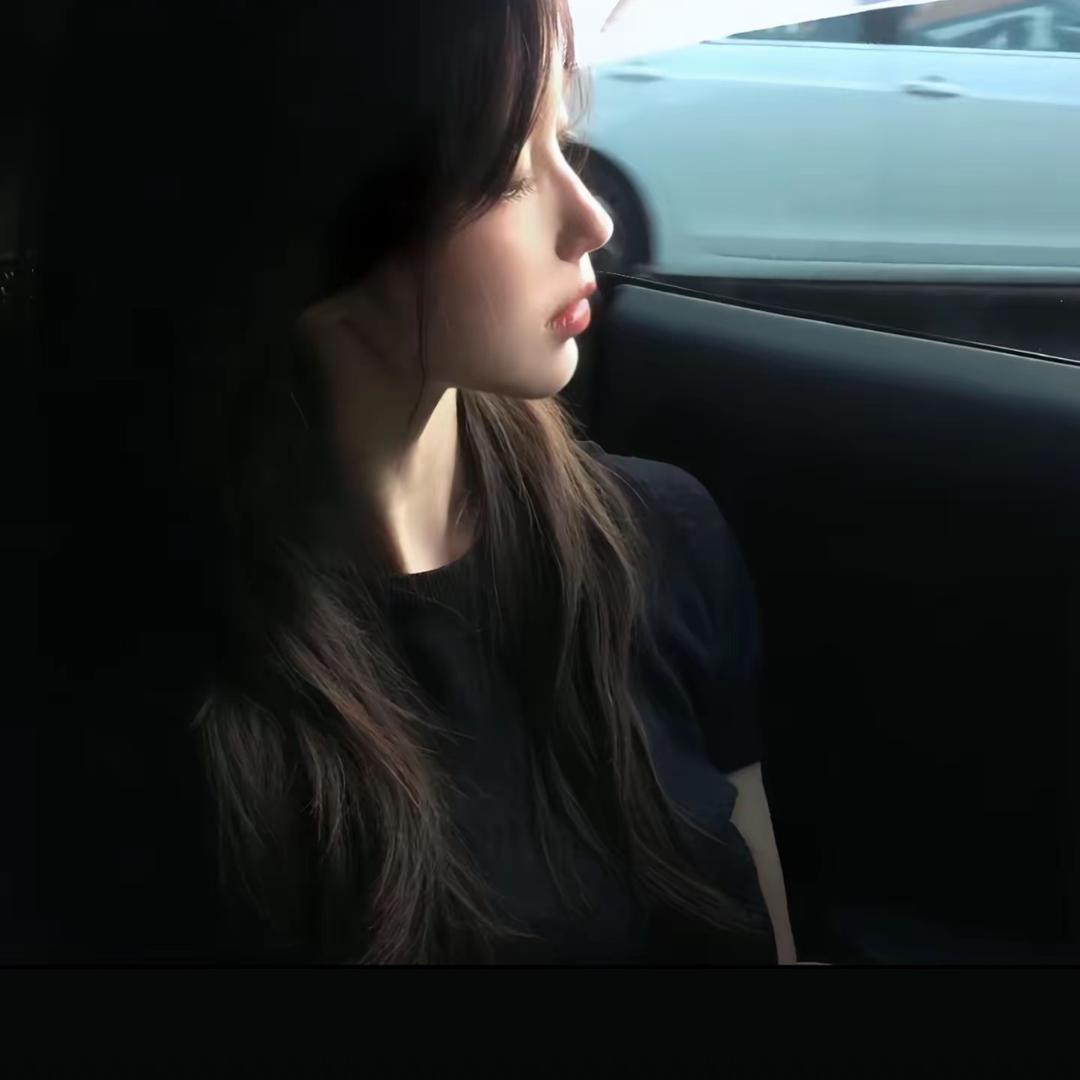 十 三 .