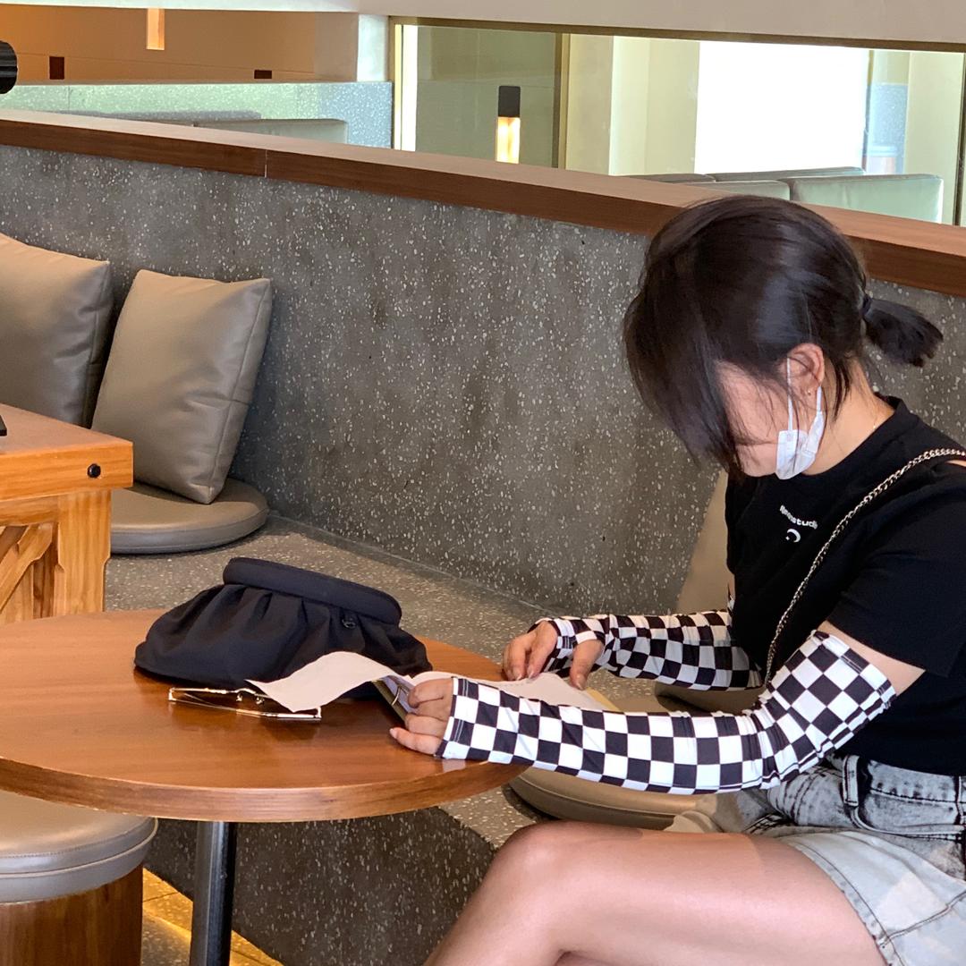 @九街火锅公社-翟姐