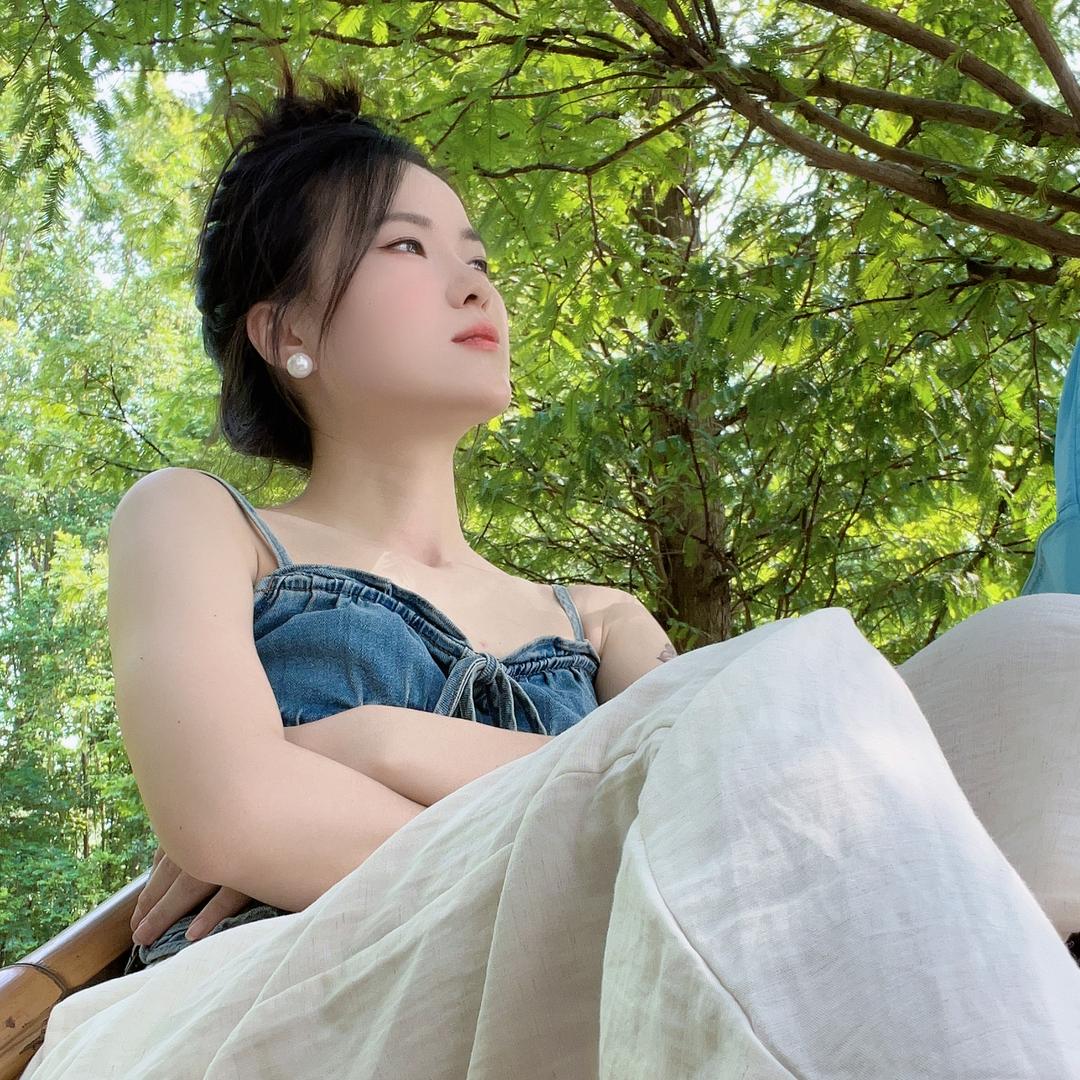 赛格格简约穿搭