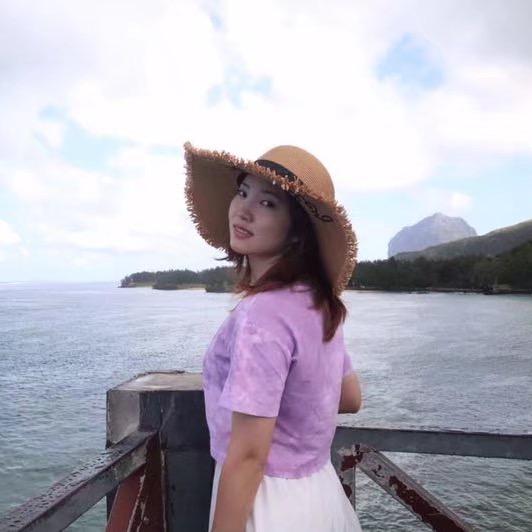 羽希女装