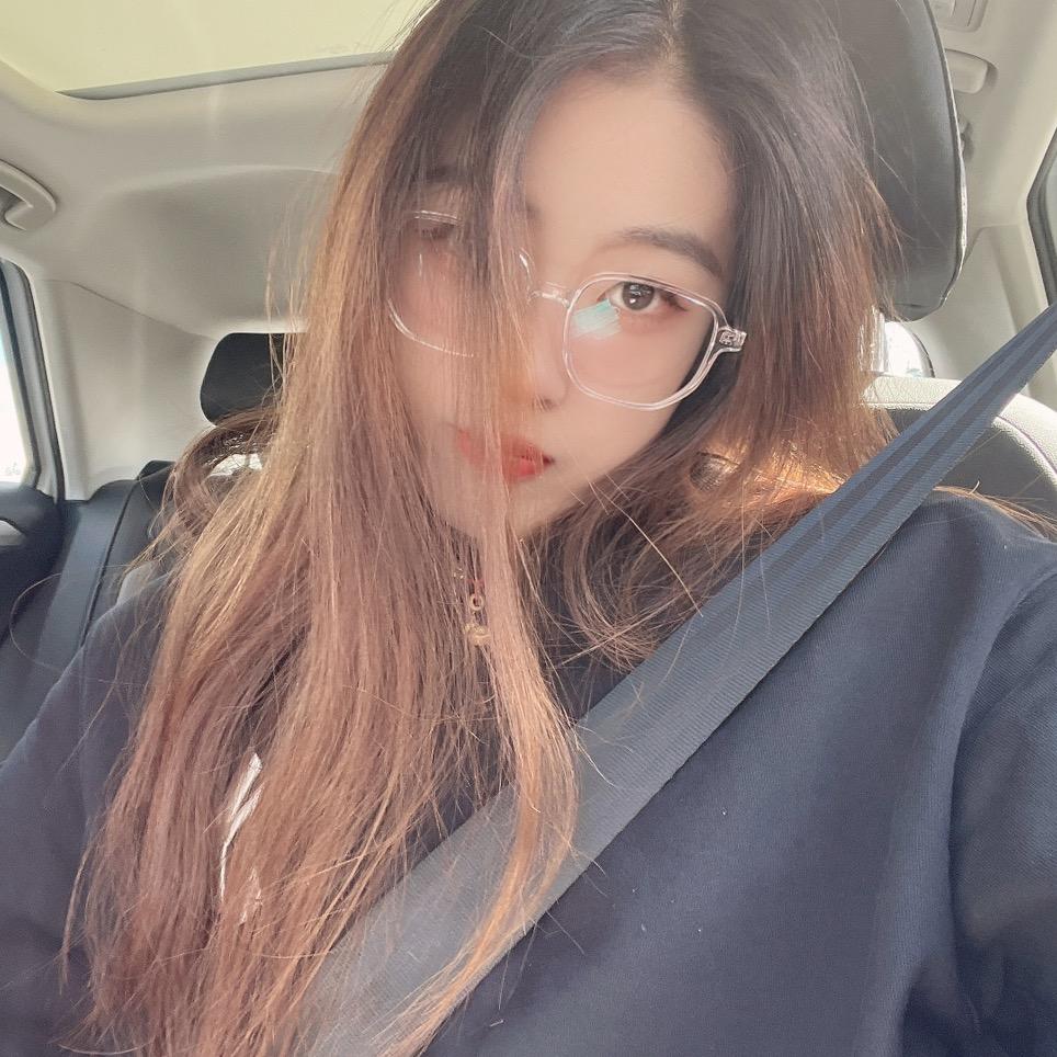 小刘.