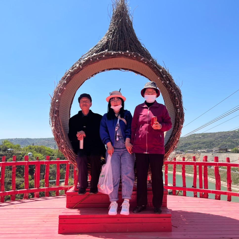 点寂寞，抽孤单