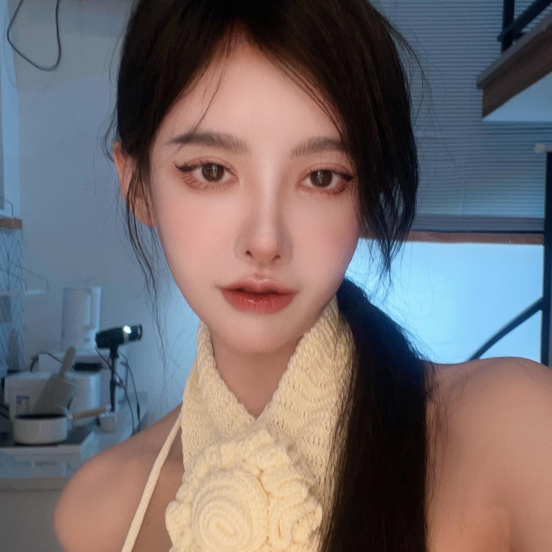 艺术系戏花🦄️魏碧慧