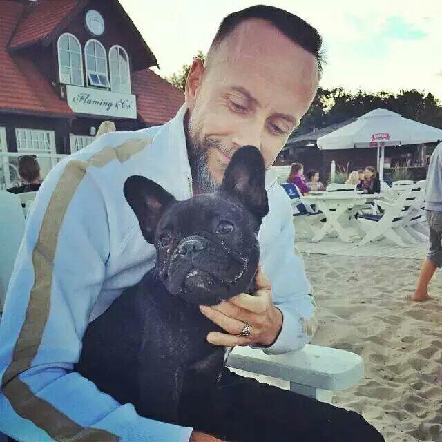 #Le