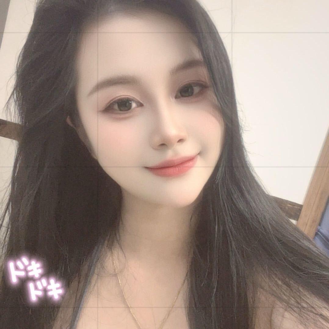 化妆师小诗