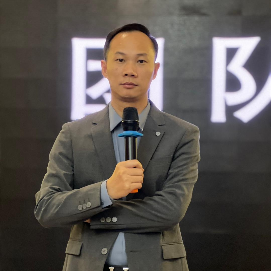 李少聊装企营销