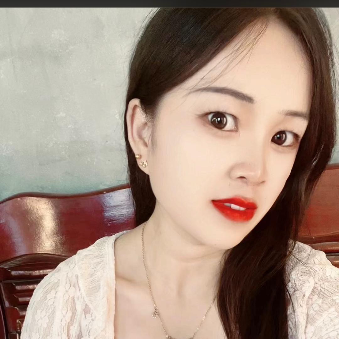 英子💃