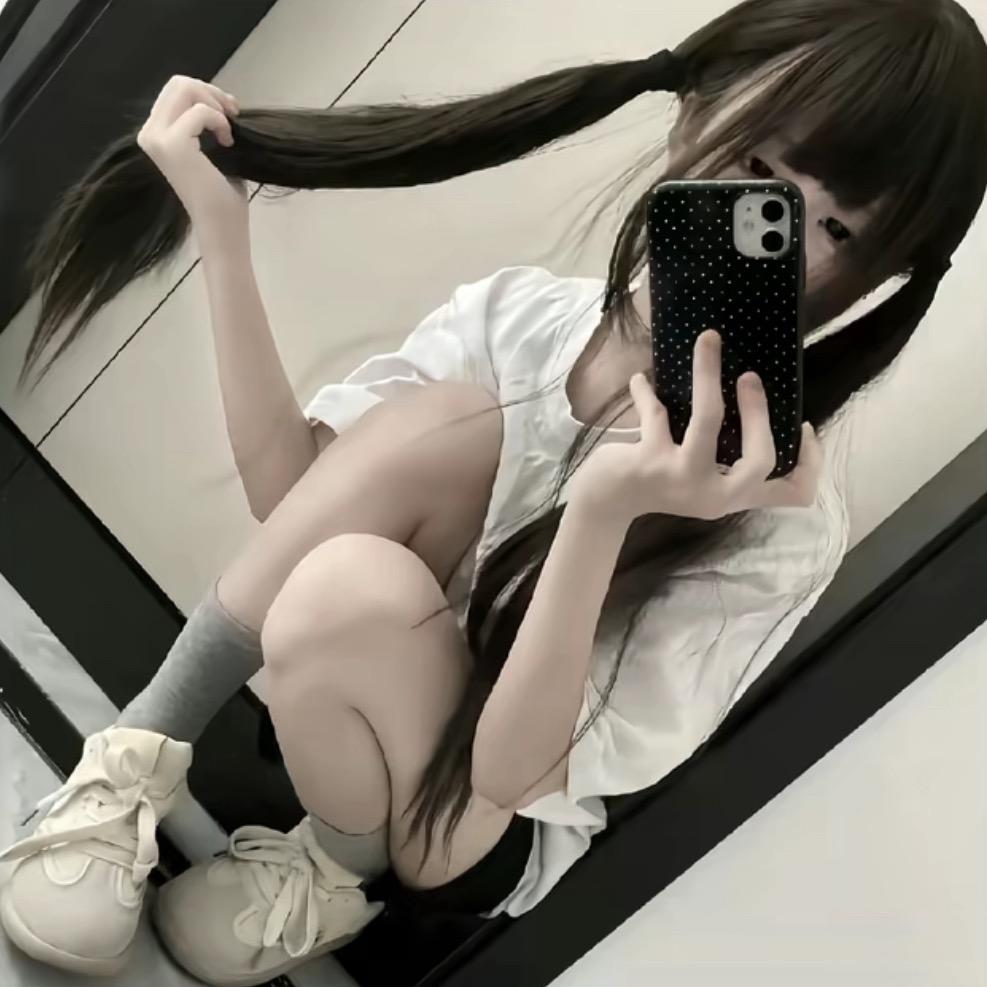 薇月燕