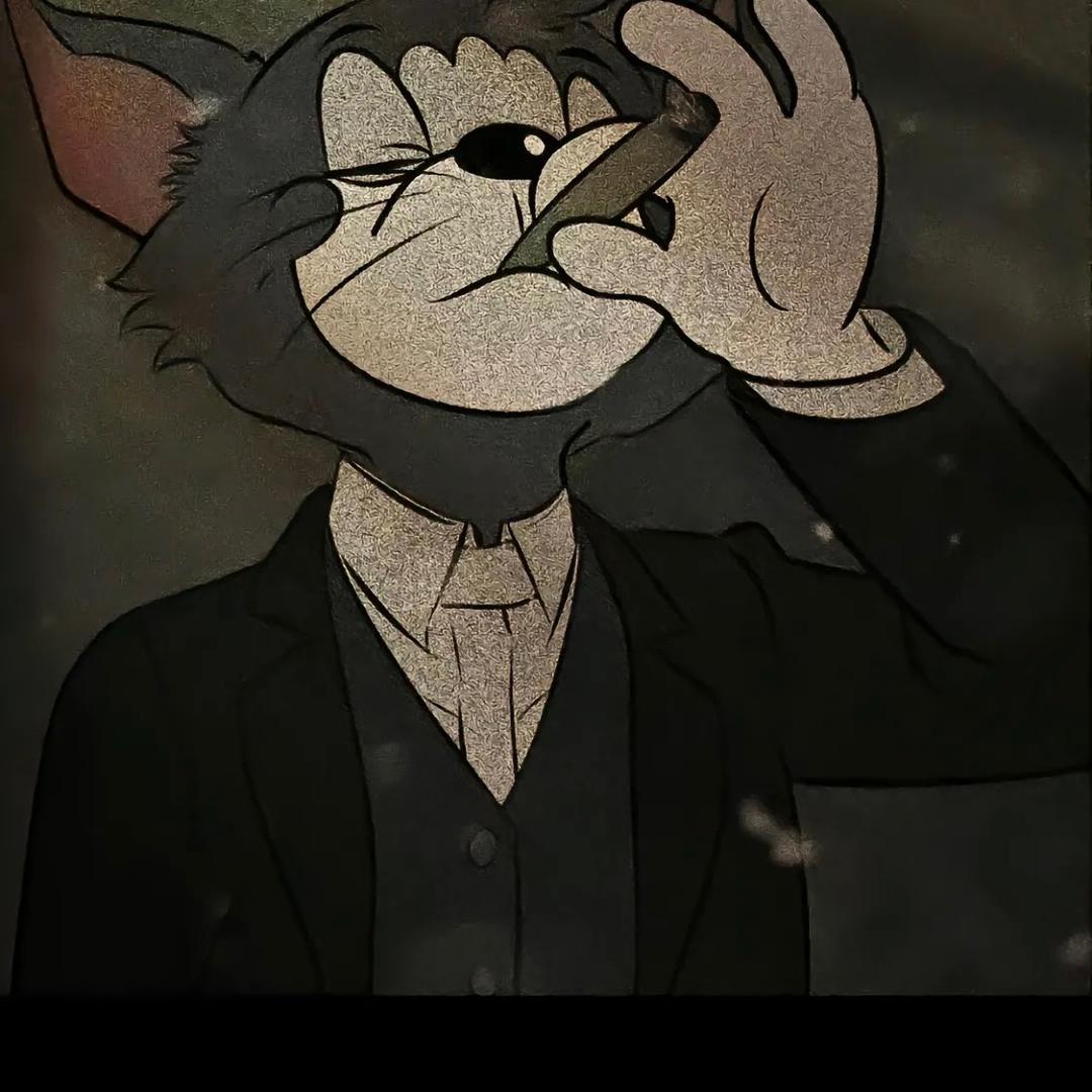 闫°