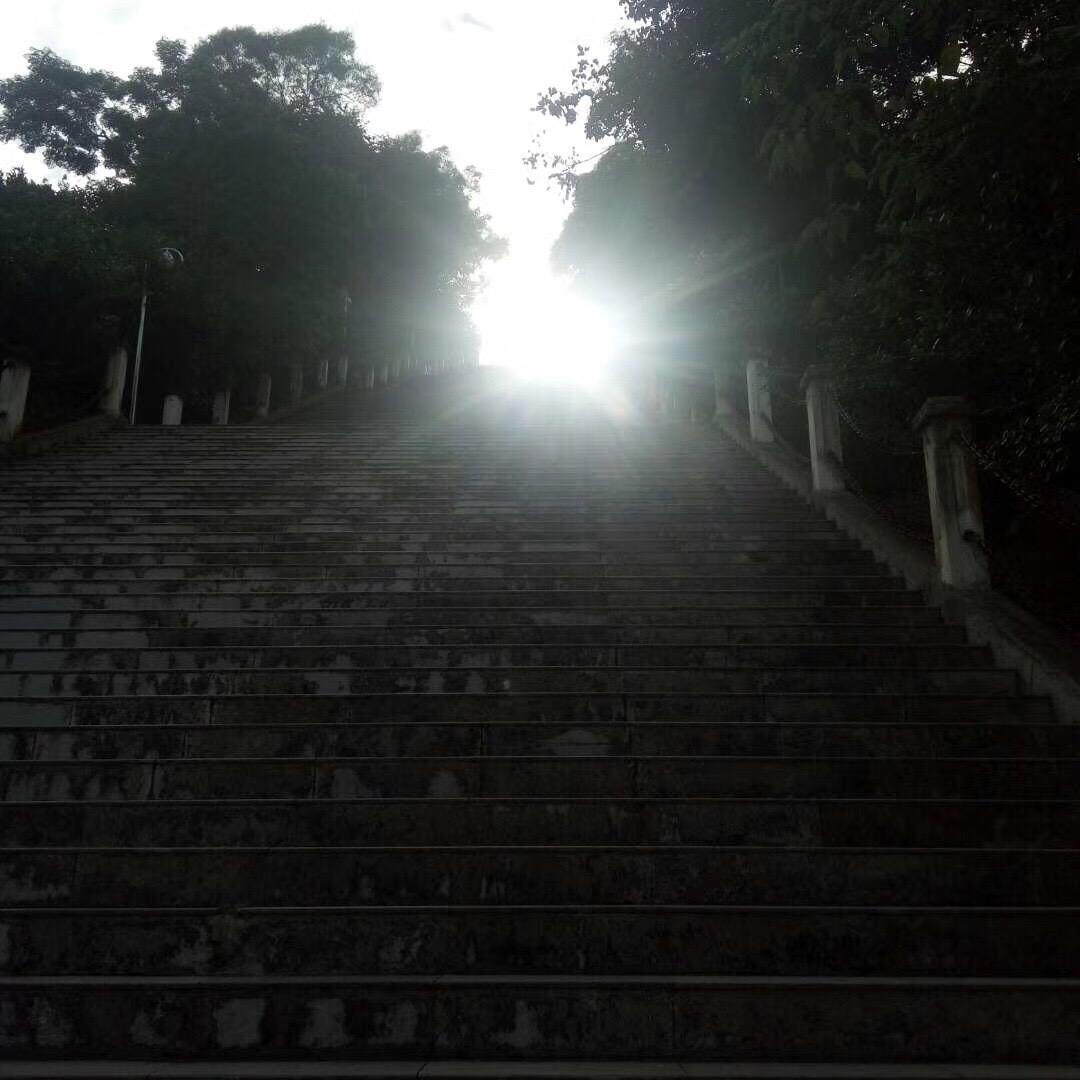 ღ᭄ꦿ 兜裏半塊糖 ღ᭄ꦿ