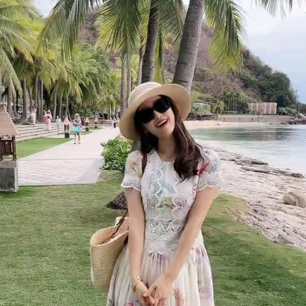 王哈哈女装穿搭 （每日分享）