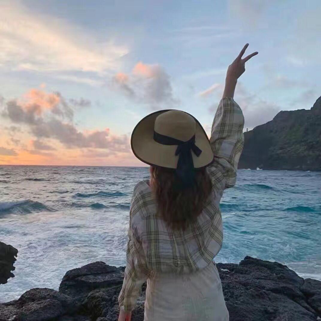 童素素（此号不回信息）