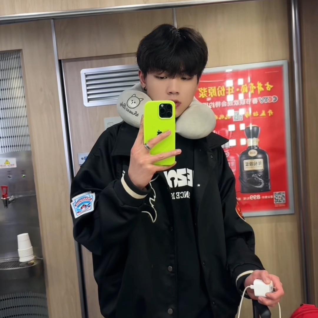 单佳旭