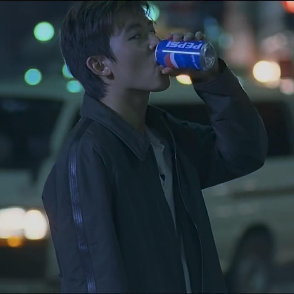 每日饮一罐汽水