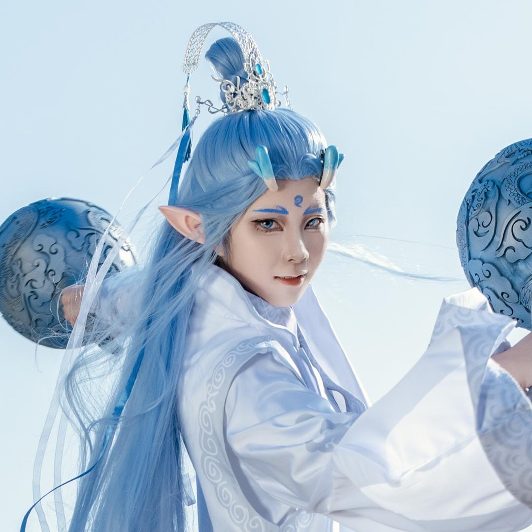 这里是梨子酱（抽象版