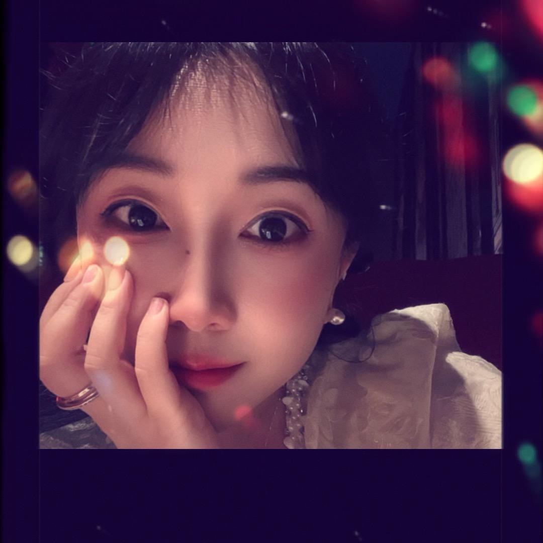 小燕子🎀穿花衣