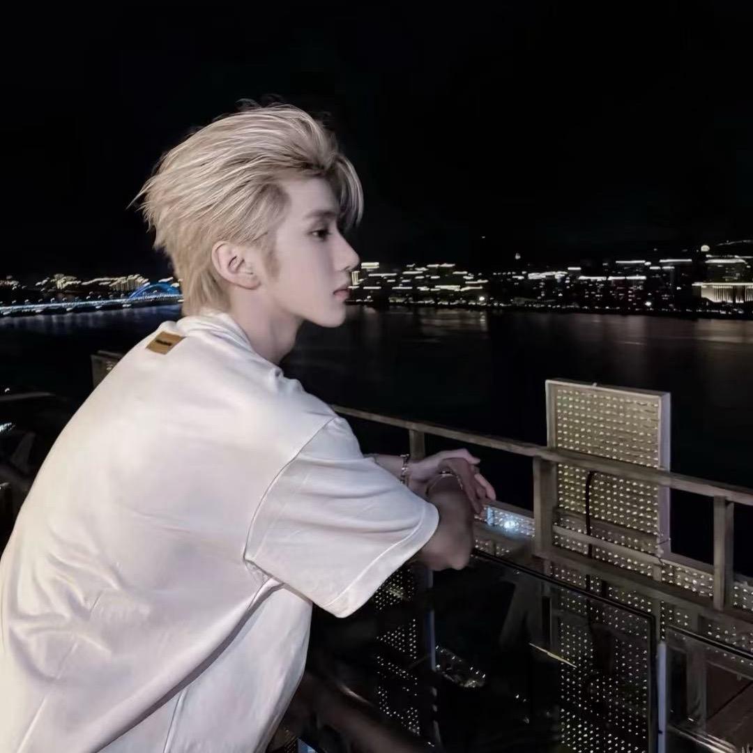 和平精英花落（大肘子）