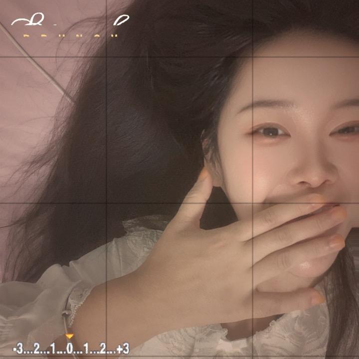 小絔兔吃奶糖(晶小朵)