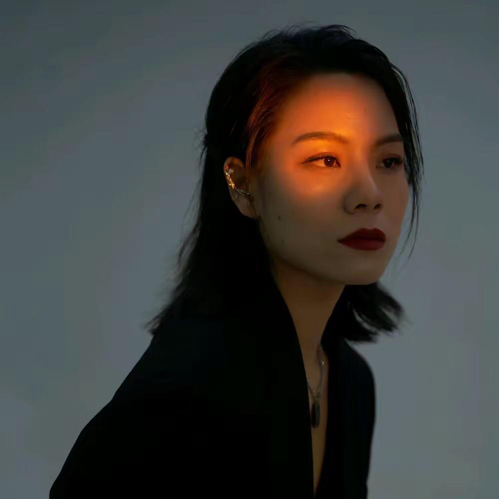 曼曼