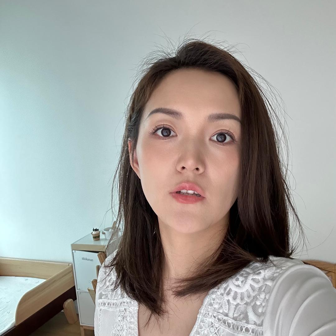 爱吃酸的甜(淘淘妈妈)