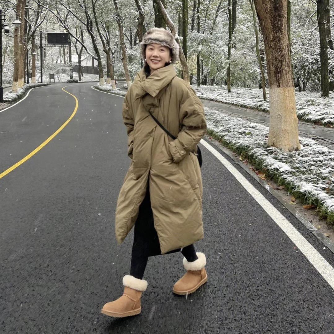 羊羊在仓库清雪地靴