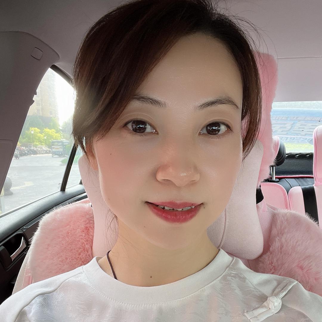 哈哈姐🌹