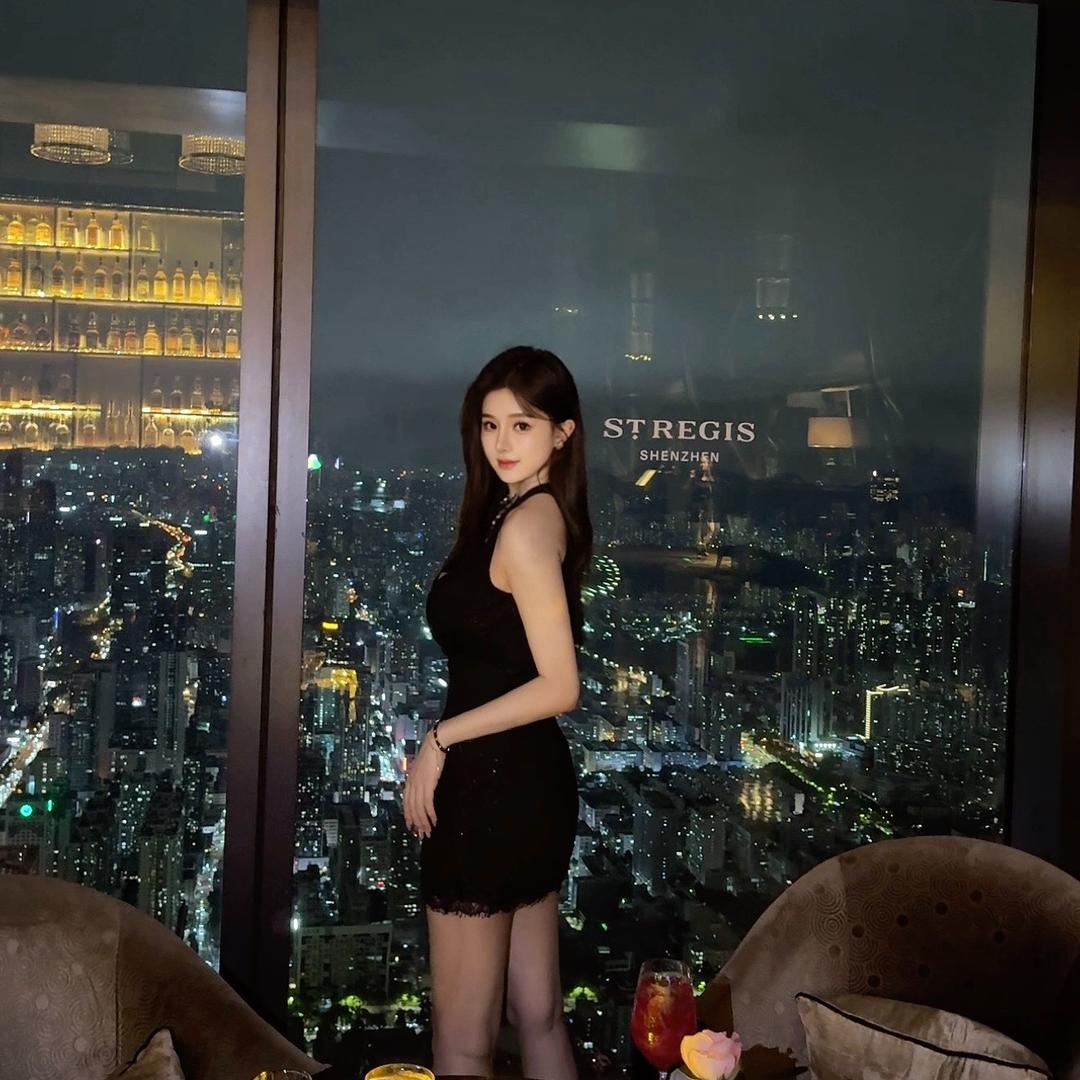Alice-小艾同学