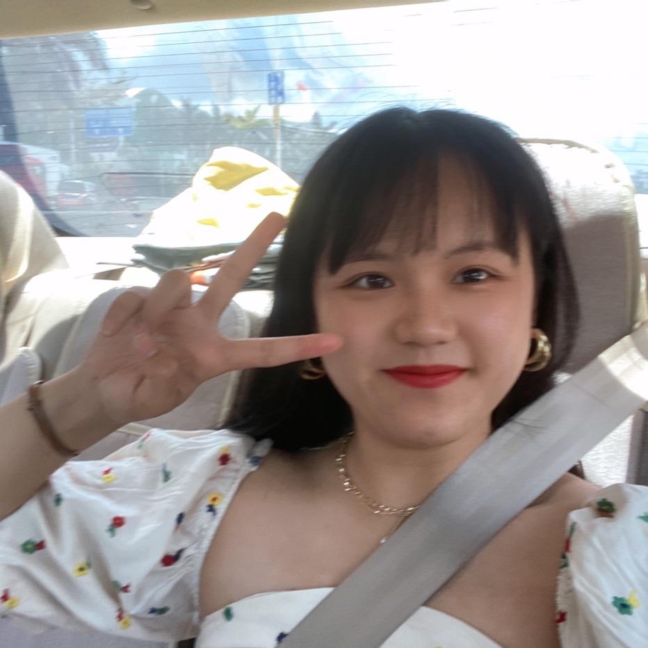 爱吃肉肉的小梁