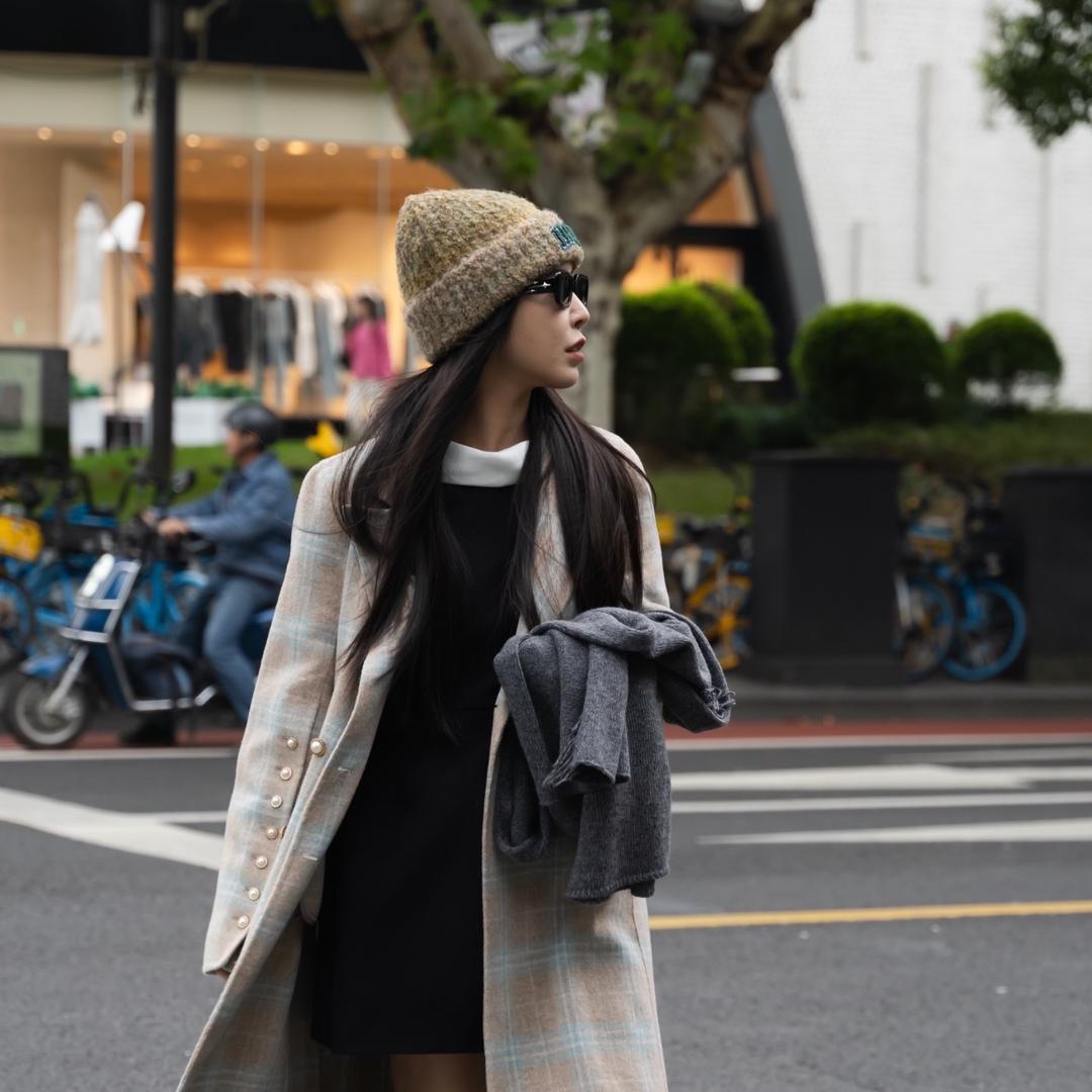 莫娜Mona