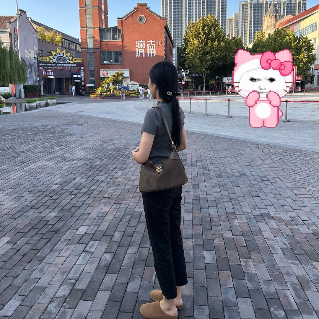 浅黛微妆💃