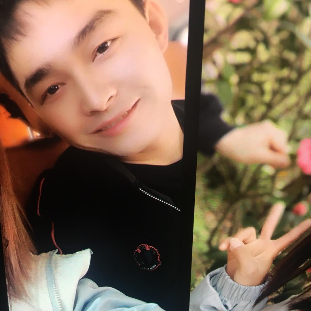 爱唱歌的80后～
