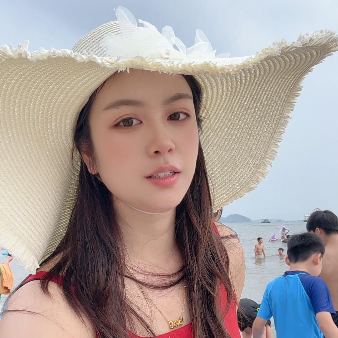 苗苗（苗族姑娘）