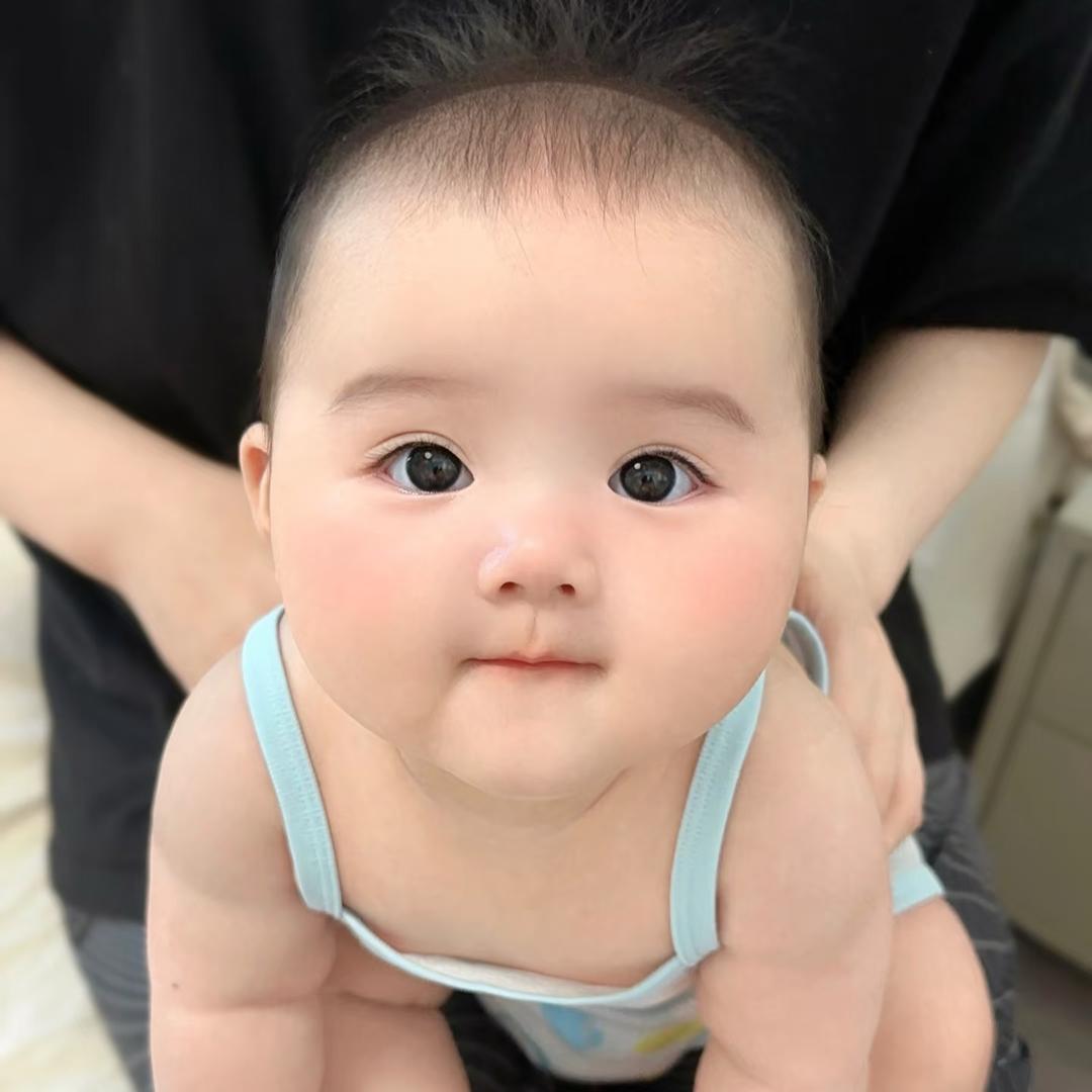 爆爆小肉包