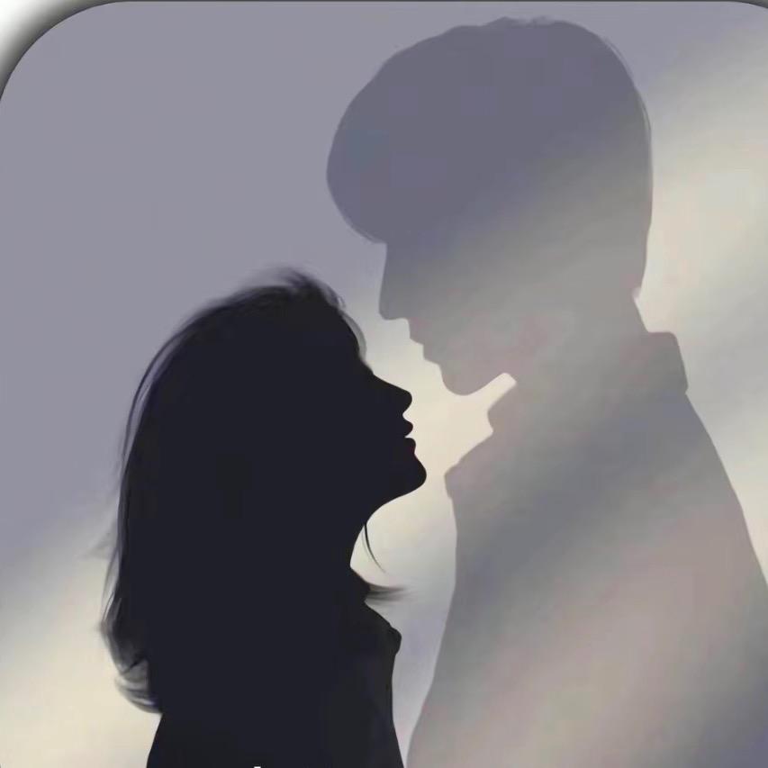 ՞•👑•՞ ℚ𝕦𝕖𝕖𝕟