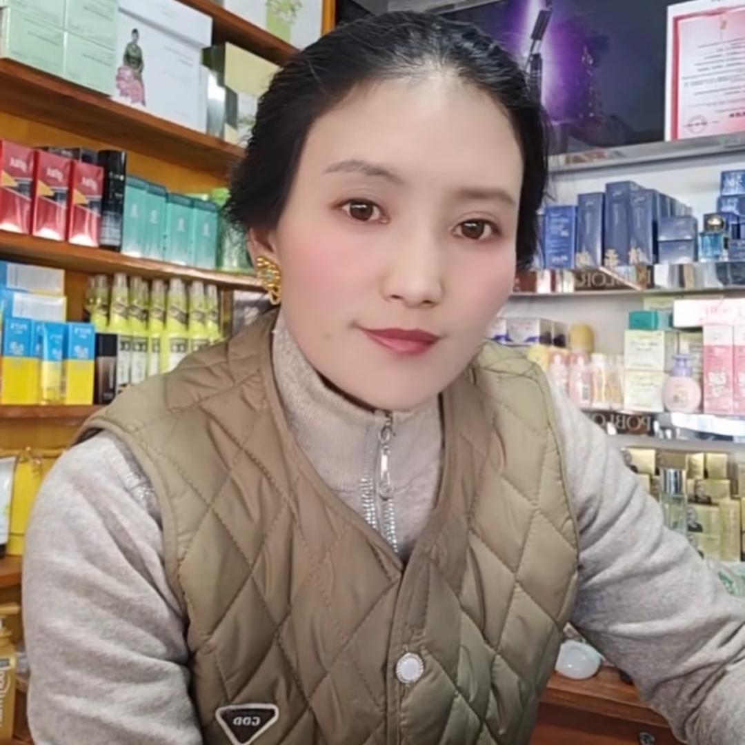 开心女人💃️18889000735