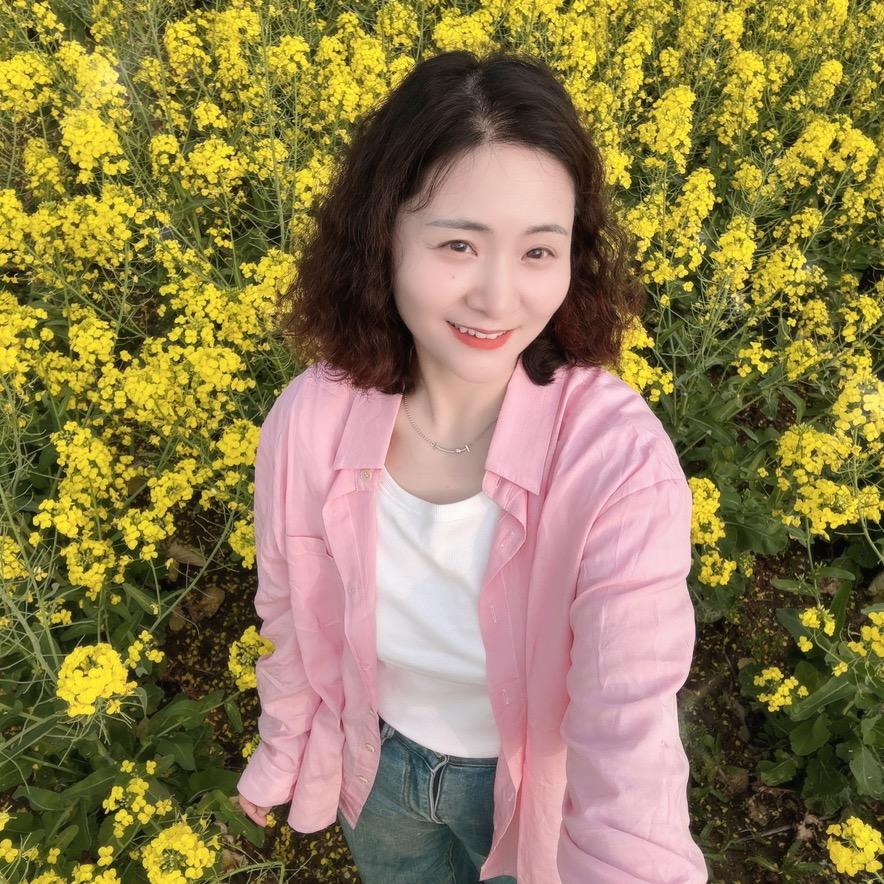 娜姐举铁挺费劲