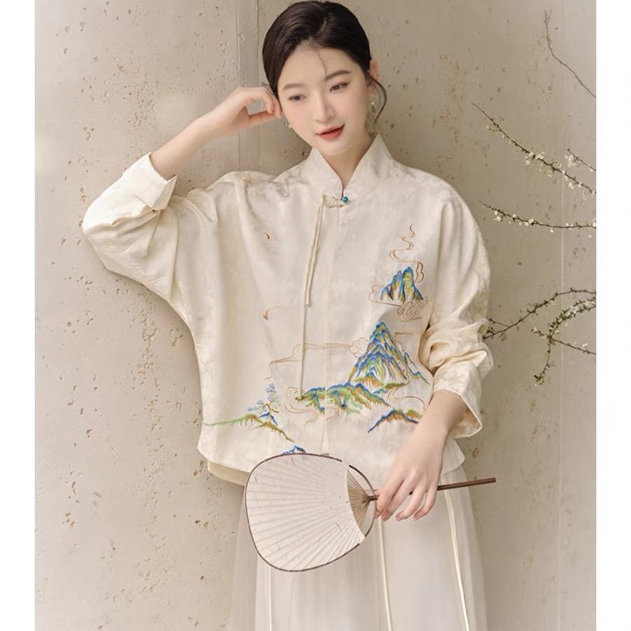 小虫国风女装