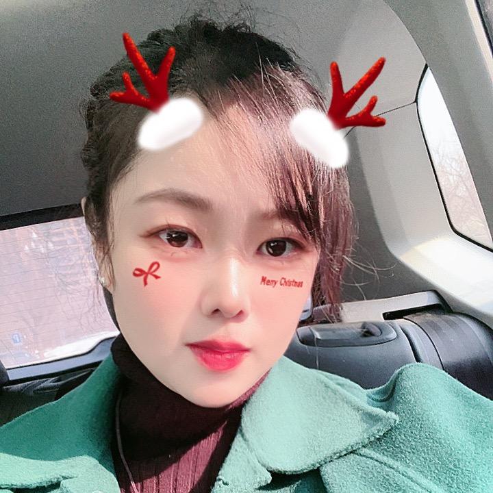 菳娜三宝的妈妈